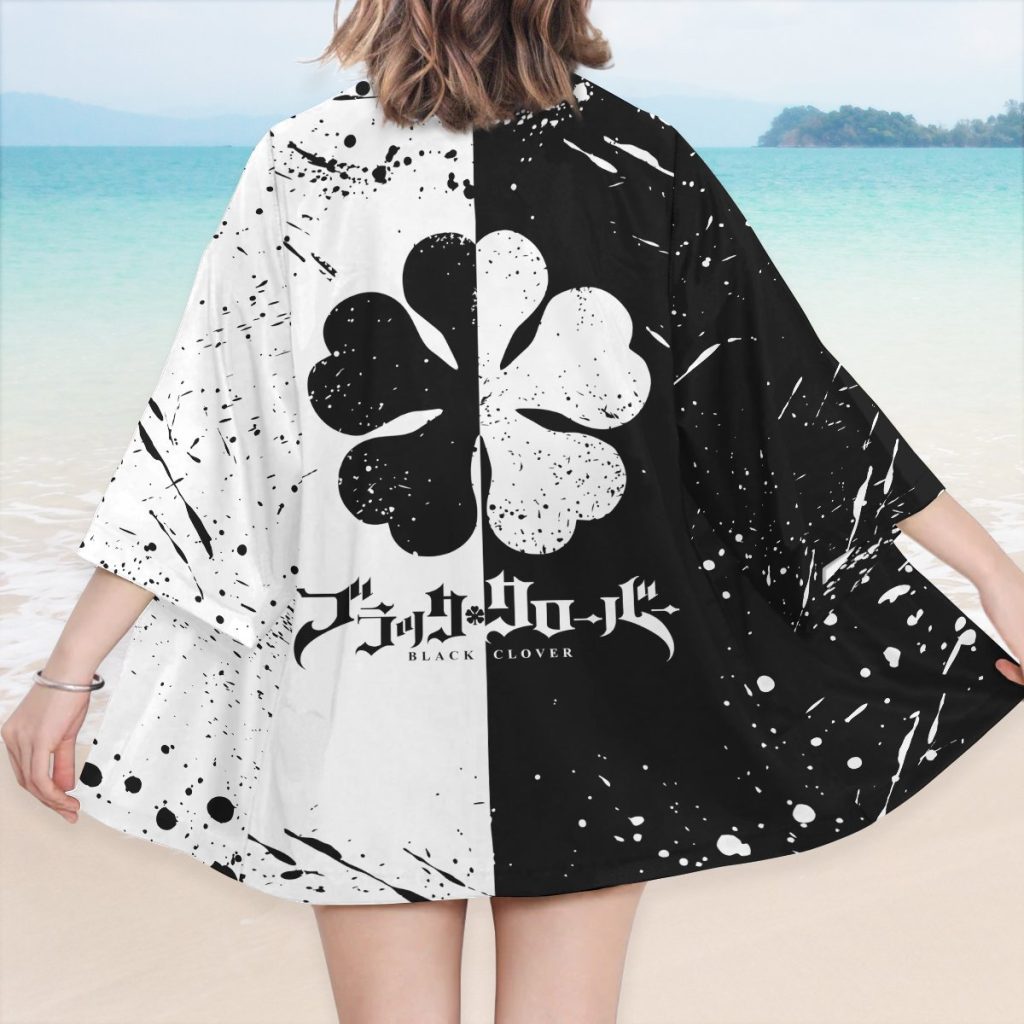 five leaf clover kimono 683162 - Anime Gifts Store